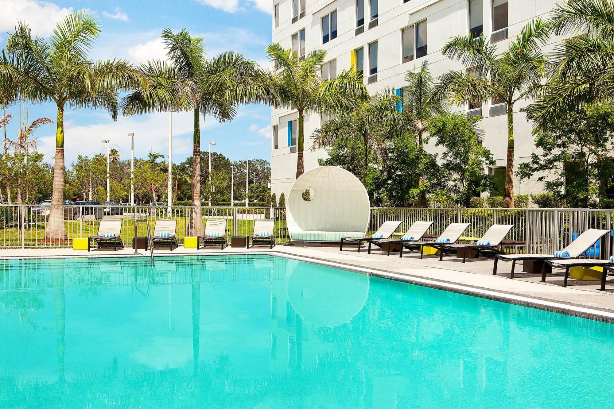 Aloft Miami Doral Ξενοδοχείο Εξωτερικό φωτογραφία